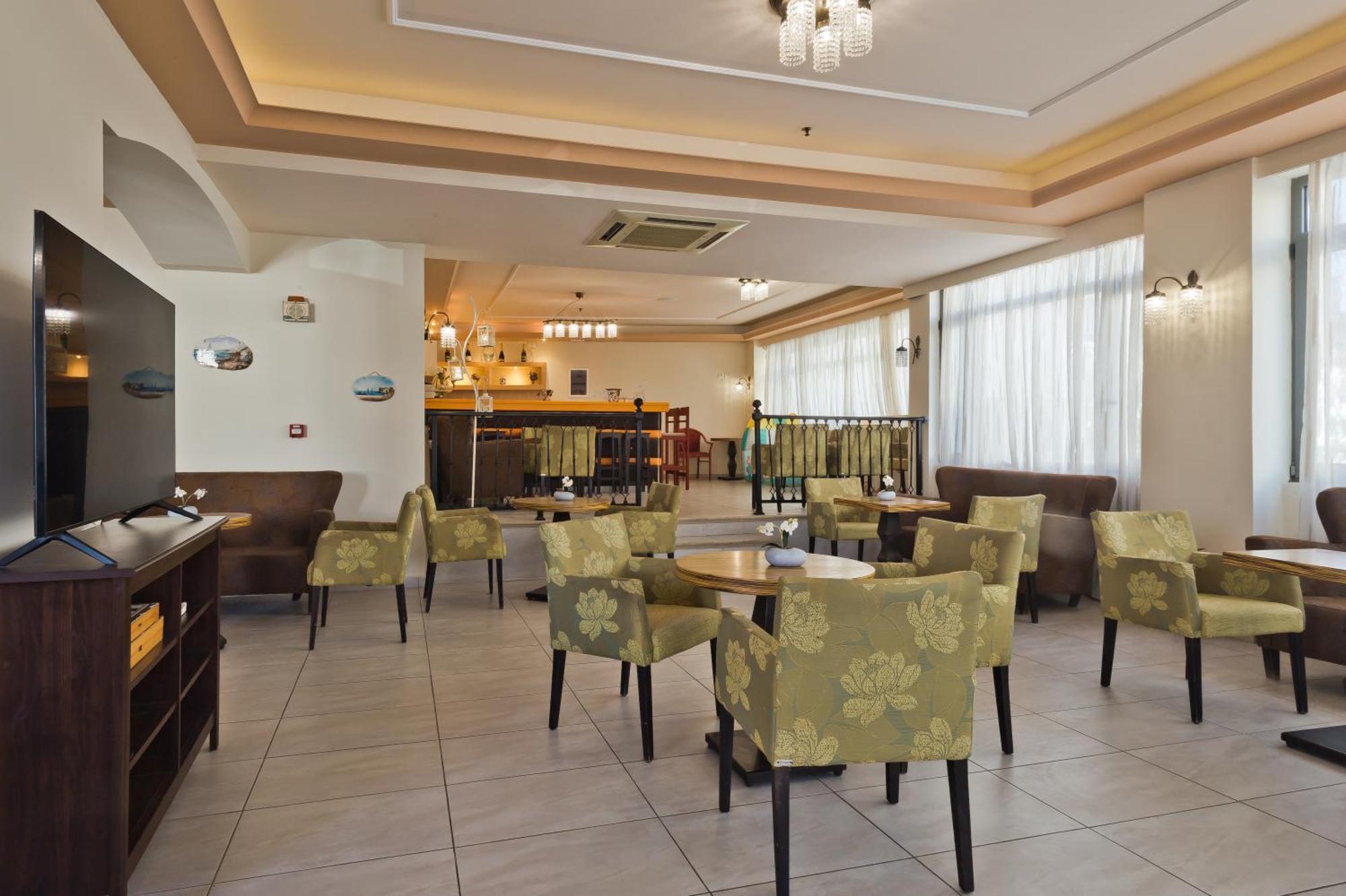 Regina Studios & Hotel Κάρπαθος Εξωτερικό φωτογραφία